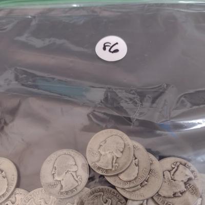 Assortment of 1941-1949 U.S. Mint Washington Head Silver Quarters Circulated (#86)