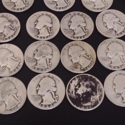 Assortment of 1941-1949 U.S. Mint Washington Head Silver Quarters Circulated (#88)