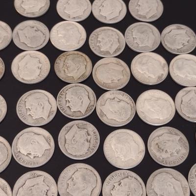 Assortment of 1940's-1950's U.S. Mint Roosevelt Head Silver Dimes Circulated (#91)