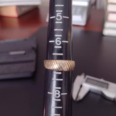 Men's 10K Gold Wedding Band 2.8 Grams- Size 7