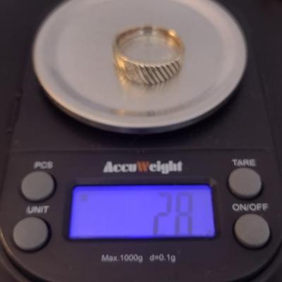 Men's 10K Gold Wedding Band 2.8 Grams- Size 7