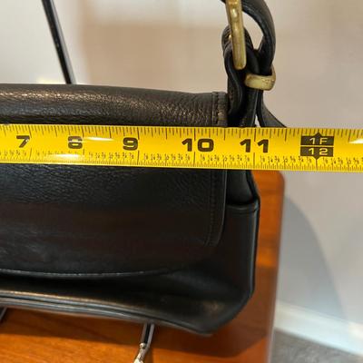 Vintage Coach Classic Leather Shoulder Bag Purse