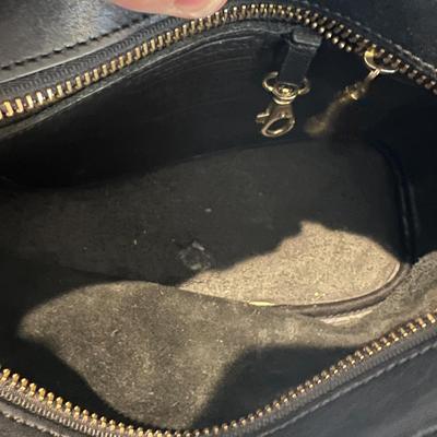 Vintage Coach Classic Leather Shoulder Bag Purse