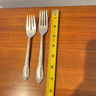 International Sterling Rhapsody Flatware Set 70 Pc. 2548 g.