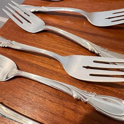 International Sterling Rhapsody Flatware Set 70 Pc. 2548 g.