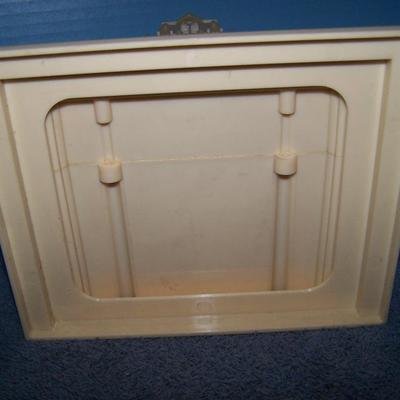 LOT 3 LOVELY VINTAGE MCM PLASTIC LIGHTED CHURCH
