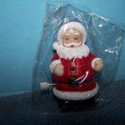 LOT 18 GREAT CHRISTMAS STUFF--DEBBIE MUMM TELCO plus