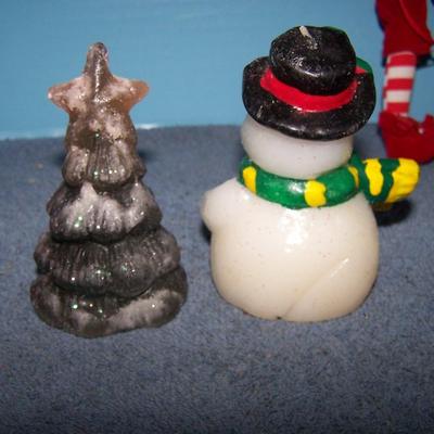 LOT 19 GREAT COLLECTABLE CHRISTMAS