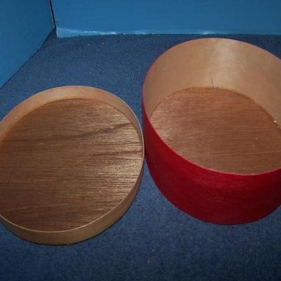 LOT 19 GREAT COLLECTABLE CHRISTMAS