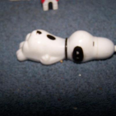 LOT 20 SNOOPY COLLECTABLE STUFF HALLMARK CHRISTMAS