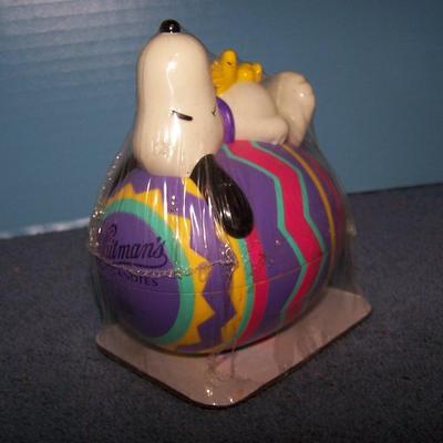 LOT 28 GREAT COLLECTABLE HOLIDAY SNOOPY WHITMAN'S ITEMS