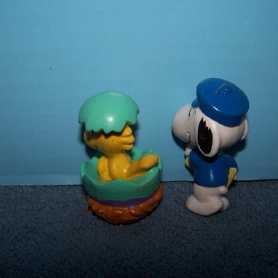 LOT 28 GREAT COLLECTABLE HOLIDAY SNOOPY WHITMAN'S ITEMS