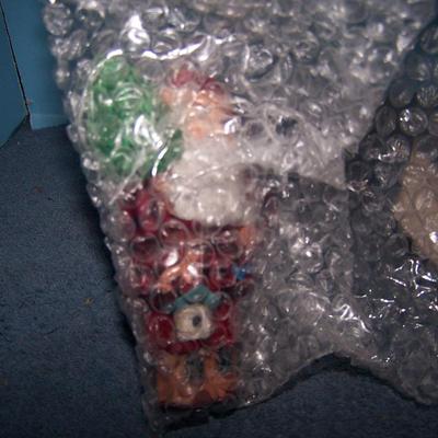 LOT 32 HALLMARK ORNAMENTS TONKA BEWITCHED plus