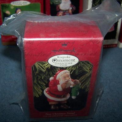 LOT 32 HALLMARK ORNAMENTS TONKA BEWITCHED plus