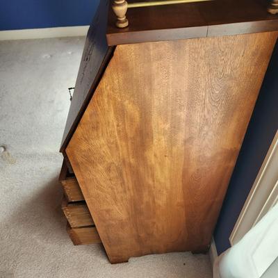 Antique Slant Front Writing Desk/Secretary 31x18x40