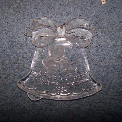 LOT 34 GREAT COLLECTABLE CHRISTMAS ORNAMENTS