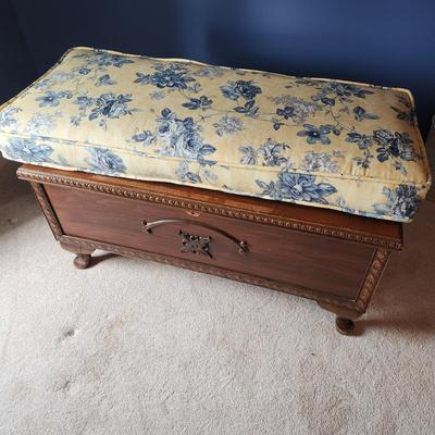 Vintage Hargrave Cedar Chest Co. Red Cedar Chest Chatham Va. 39x18x18