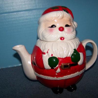 LOT 36 CUTE COLLECTABLE OCI/OMNIBUS SANTA TEAPOT