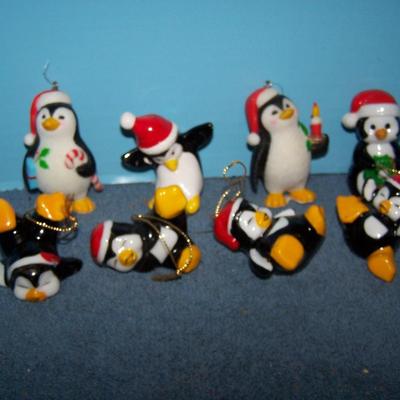 LOT 40 CUTE CHRISTMAS PENGUINS FIGURES & ORNAMENTS