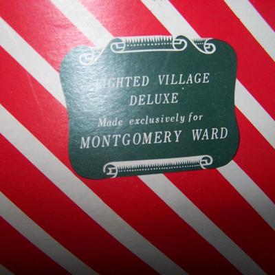 LOT 41 SPECTACULAR VINTAGE CHRISTMAS PUTZ LIGHTED VILLAGE BOX SET