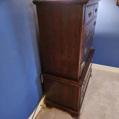 2 Over 5 Chest of Drawers