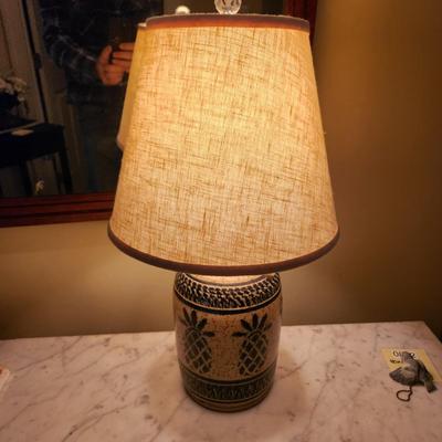 Pineapple Crock Table Lamp
