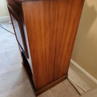 Vintage Night Stand Side Table 16x14x27