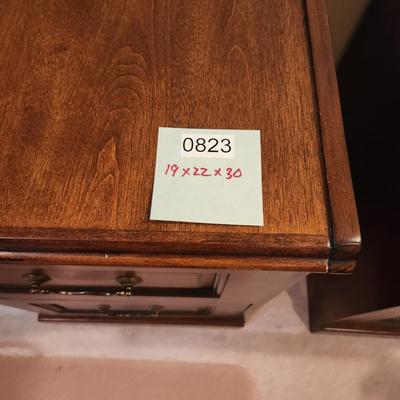 Pair Wood 2 Drawer File Cabinets 19x22x30