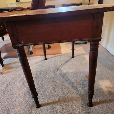 Vintage Drop Leaf Table 51x40x28 21" with Leaves dropped