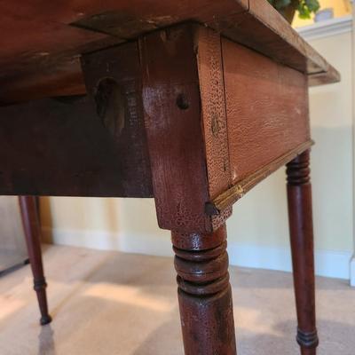 Vintage Drop Leaf Table 51x40x28 21" with Leaves dropped