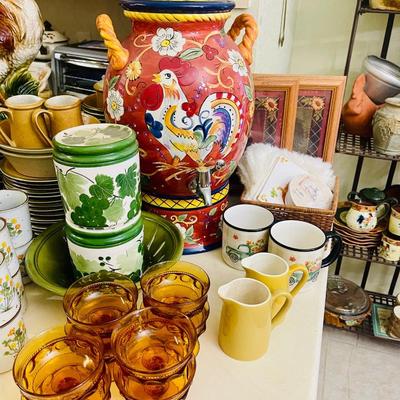 Tuscan Style Dispenser Lot