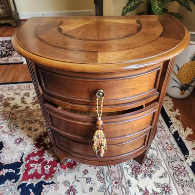 3 Drawer Bowfront End Table 28x18x26H