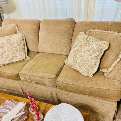 Living Room Lot - Standing Lamps, Coffee Table, Sleeper Sofa