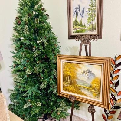 Corner Art and Easel w/ tree