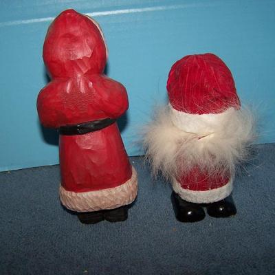 LOT 47 GREAT COLLECTABLE CARVED/WOOD SANTAS