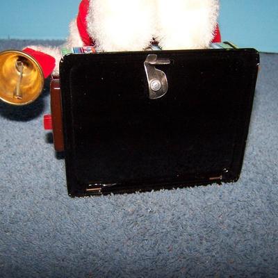 LOT 51 GREAT VINTAGE BATTERY OPERATED SANTA