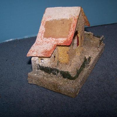 LOT 54 VINTAGE SUPER PUTZ/GLITTER BUILDINGS plus