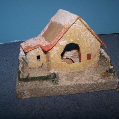 LOT 54 VINTAGE SUPER PUTZ/GLITTER BUILDINGS plus