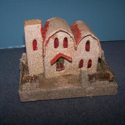 LOT 54 VINTAGE SUPER PUTZ/GLITTER BUILDINGS plus