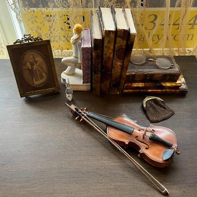 Antique Trinket Décor Lot