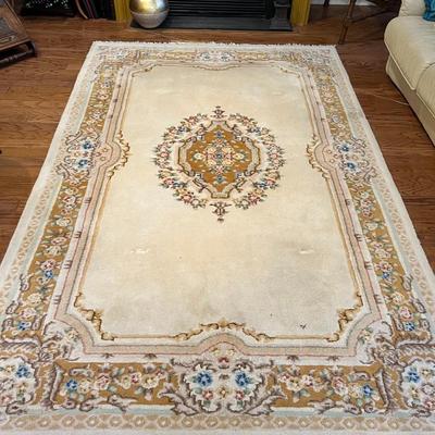 Woven Wool Rug- 5.5ft x 8ft