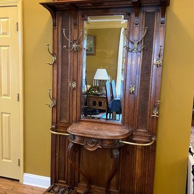 Early 1900s Art Nouveau Walnut Coat Rack