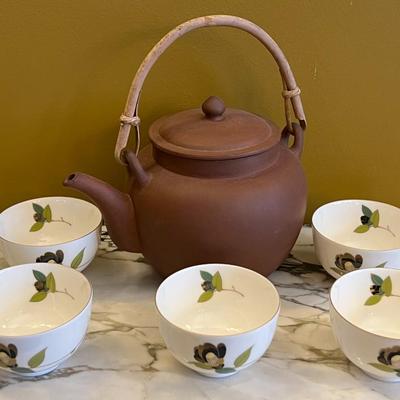 Terracotta Kettle with Tea Cups