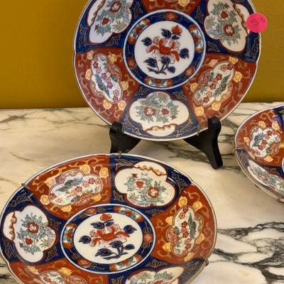 Vintage Japanese Hand Painted Imari Plates- set of 3