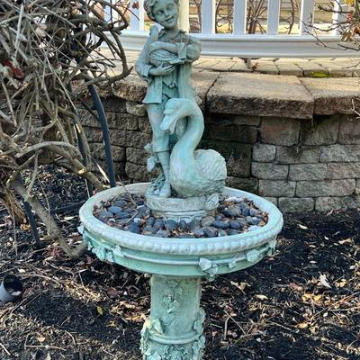 Stone Bird Bath/Fountain
