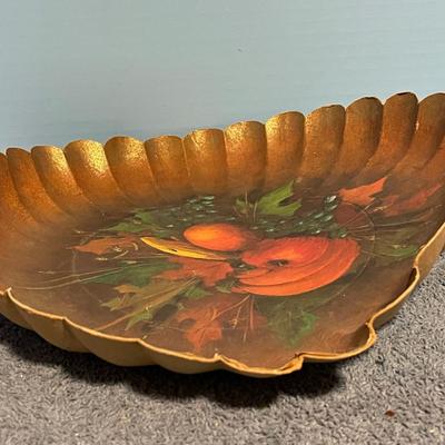 LOT 61 GREAT COLLECTABLE THANKSGIVING HALLMARK STUFF