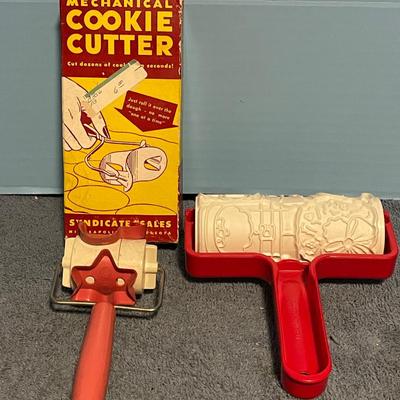 LOT 72 WONDERFUL VINTAGE COOKIE CUTTER WHEELS