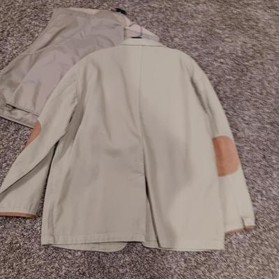 RIVER RUN FISHING VEST AND ORVIS FIELD HUNTING JACKET