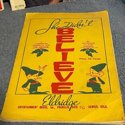 LOT 74 GREAT VINTAGE CHRISTMAS PAPER