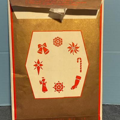 LOT 74 GREAT VINTAGE CHRISTMAS PAPER